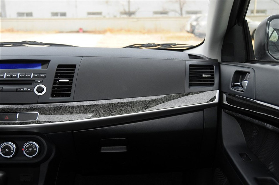 2013款 时尚版 1.8L CVT 舒适型 内饰