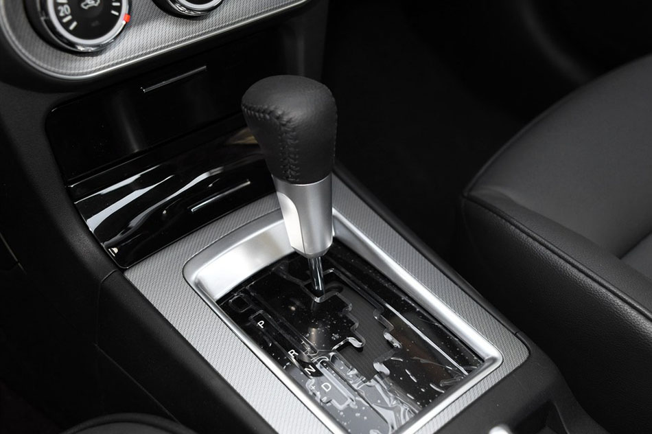 2015款 1.8L CVT致尚型 国V 内饰