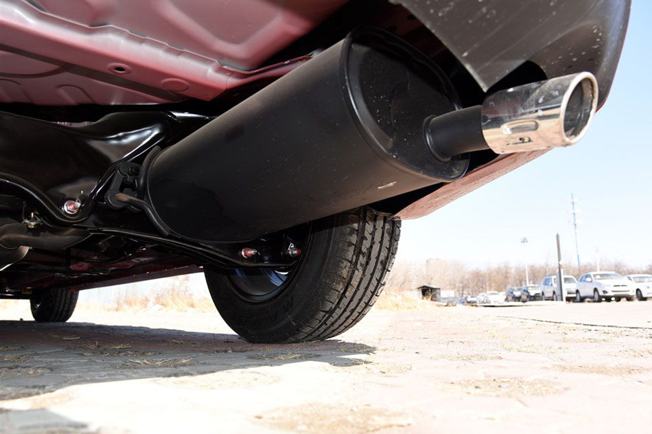 2015款 1.8L CVT致尚型 国V 引擎底盘