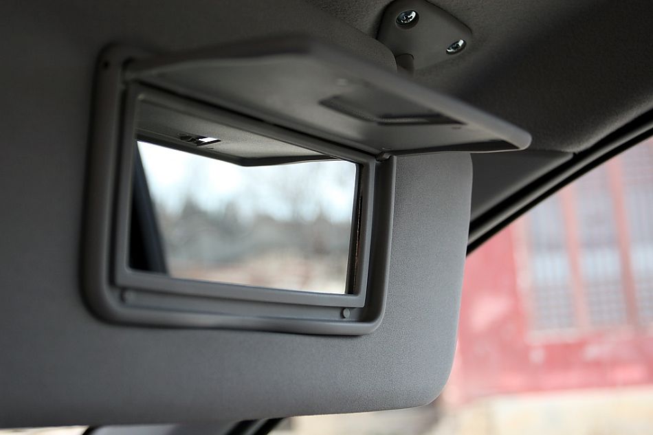 东南三菱君阁内饰实拍图