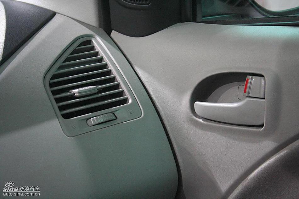 三菱君阁内饰实拍