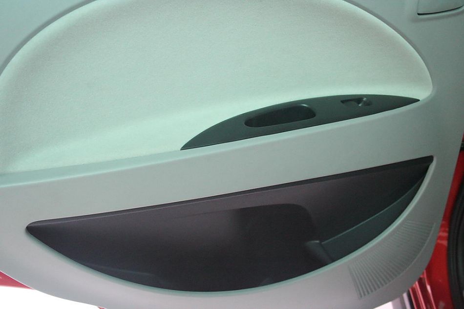 三菱Zinger君阁下线现场图