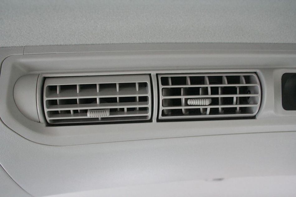 三菱Zinger君阁下线现场图