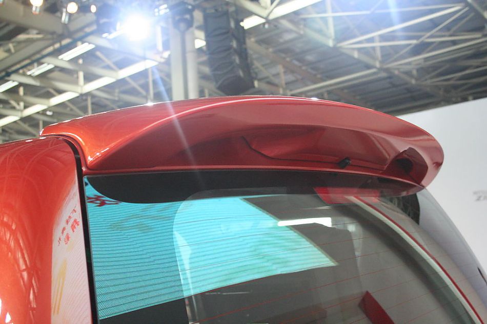 三菱Zinger君阁下线现场图