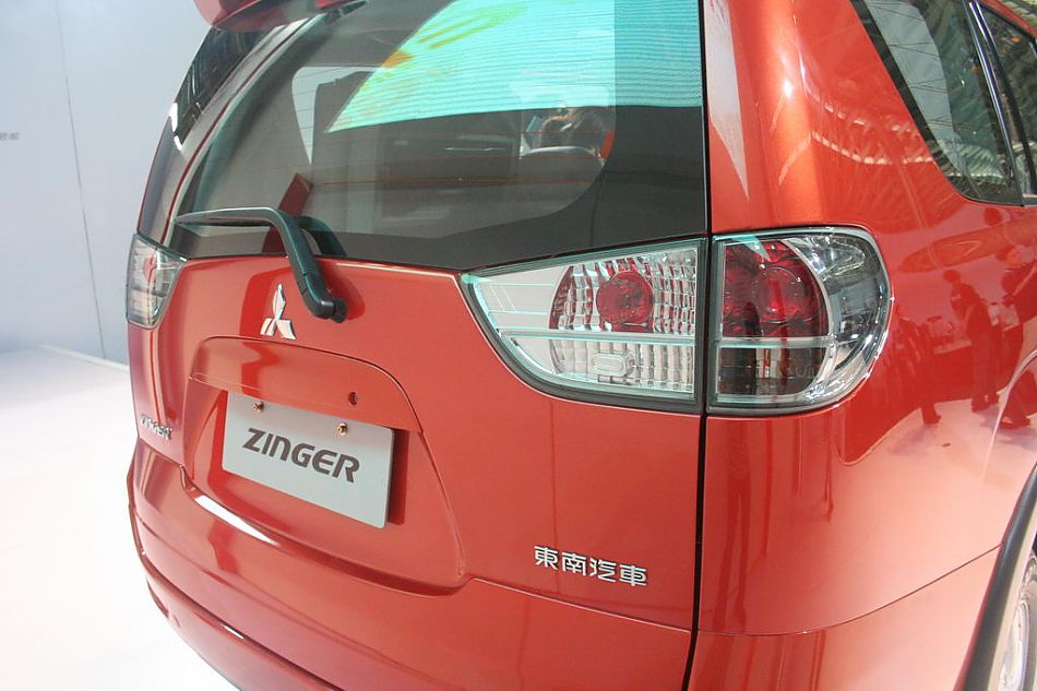 三菱Zinger君阁下线现场图