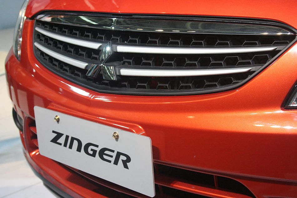 三菱Zinger君阁下线现场图