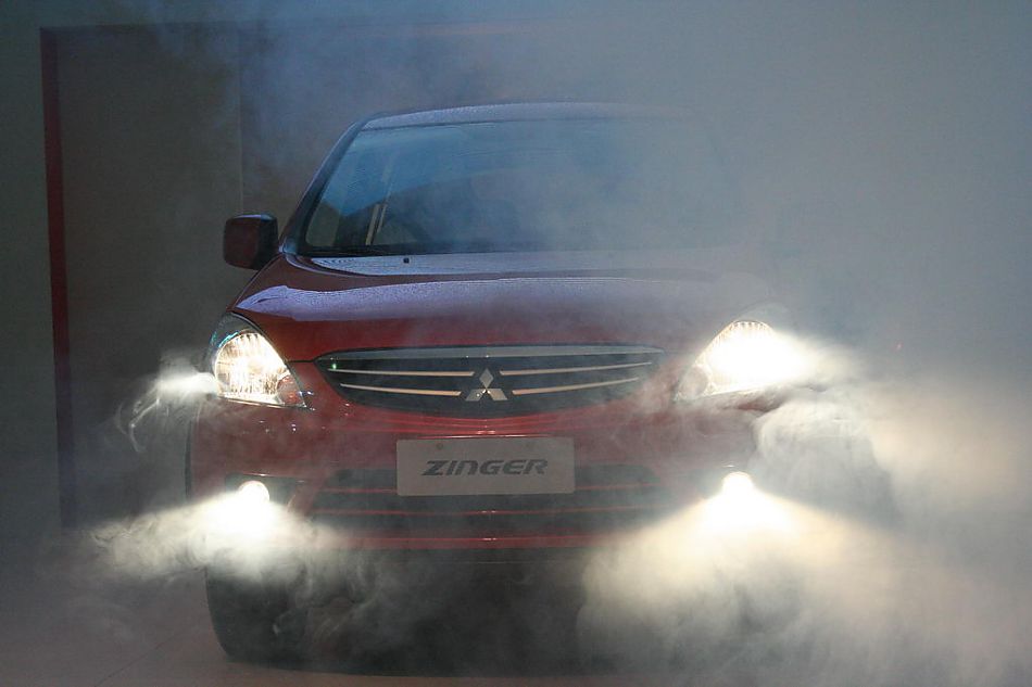 三菱Zinger君阁下线现场图