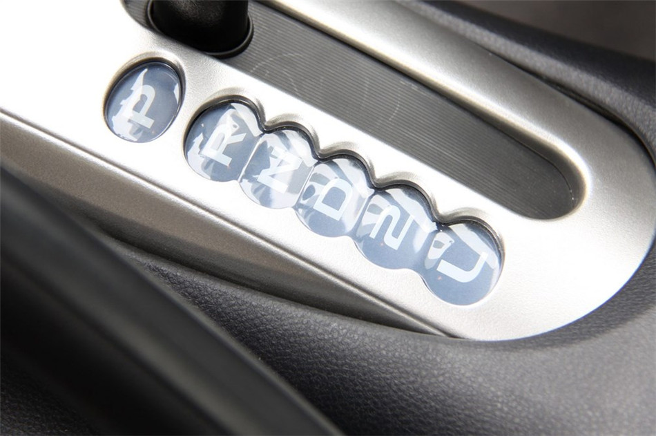 2011款 2.0L AT 旗舰型 内饰