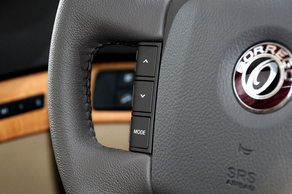 起亚霸锐3.8L自动豪华型 内饰