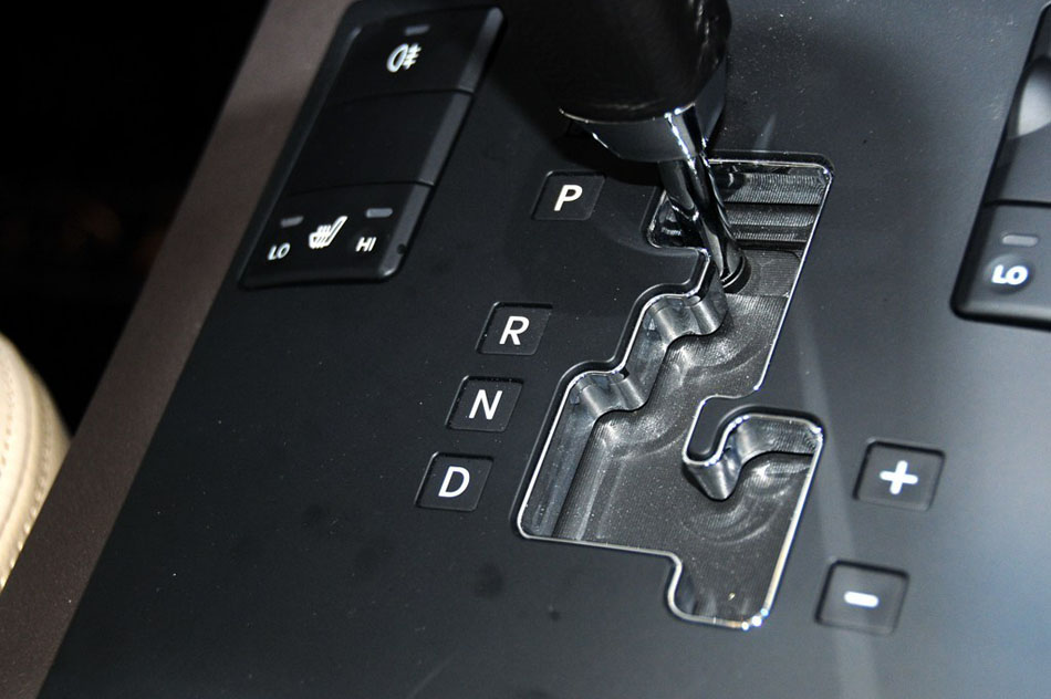 起亚霸锐3.8L自动豪华型 内饰