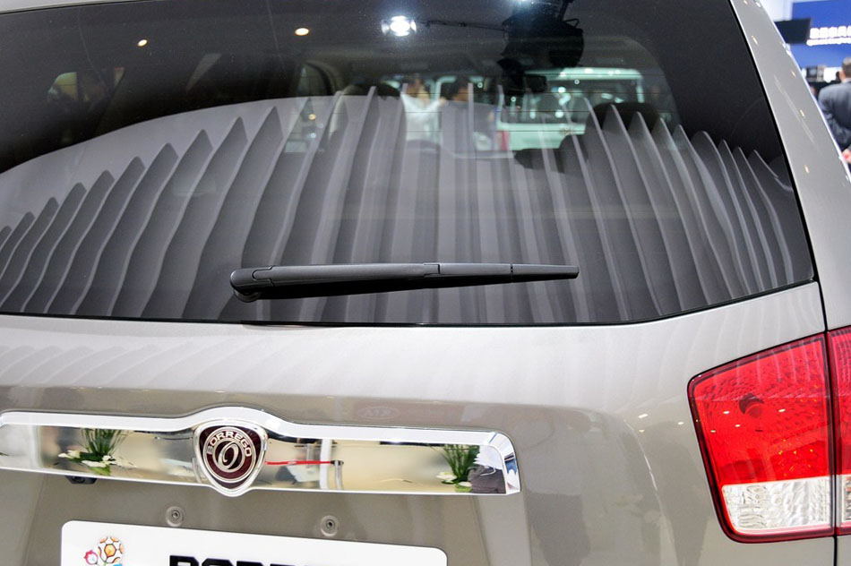 起亚霸锐3.8L自动豪华型 细节