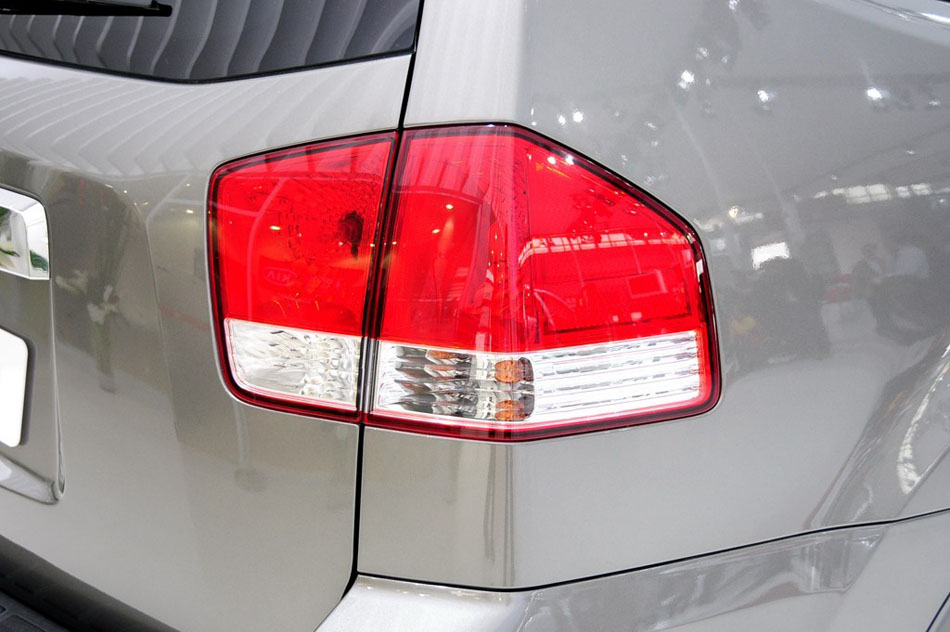 起亚霸锐3.8L自动豪华型 细节