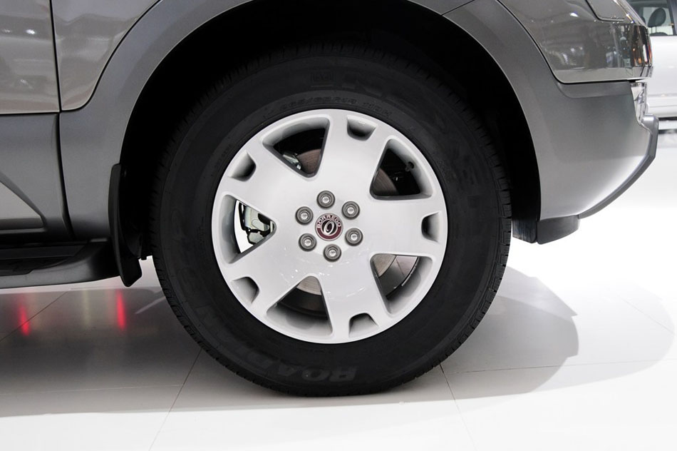 起亚霸锐3.8L自动豪华型 细节