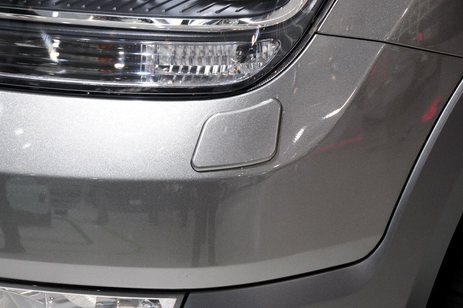 起亚霸锐3.8L自动豪华型 细节