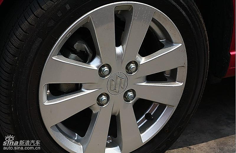 长安铃木新奥拓到店实拍