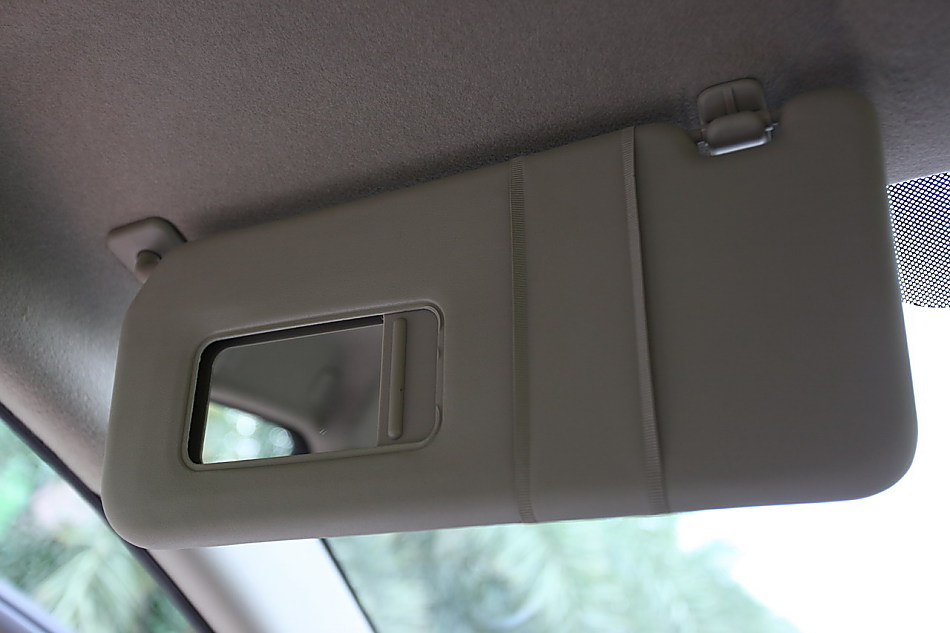 新奥拓内饰图片