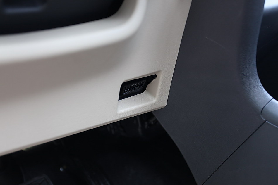 新奥拓内饰图片