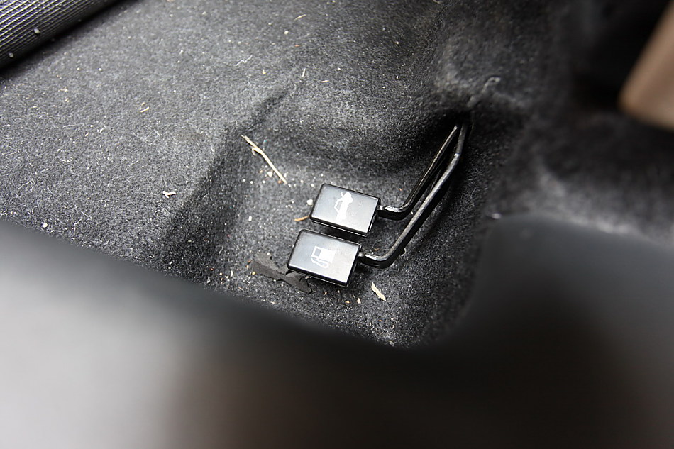 新奥拓内饰图片