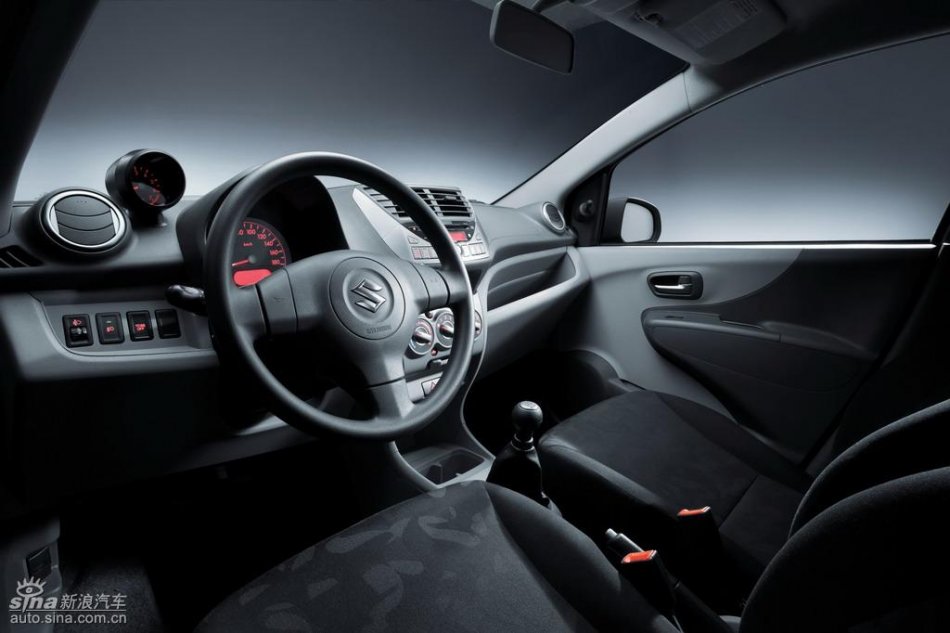 全新奥拓内饰资料图