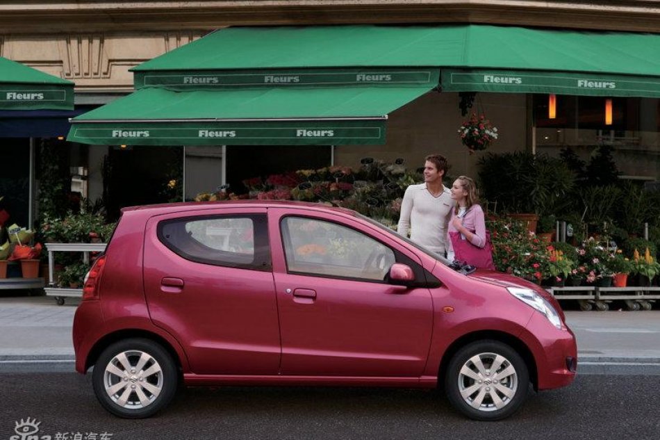 09款全新奥拓资料图