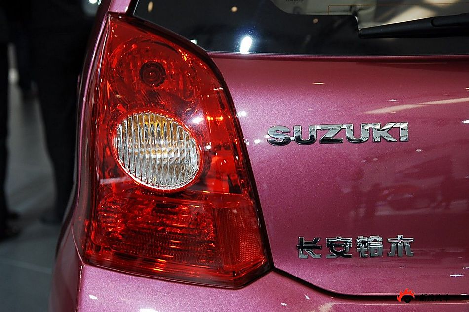 长安铃木新奥拓