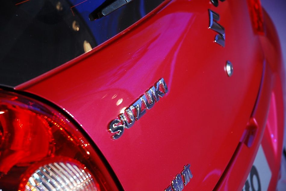 长安铃木新奥拓外观