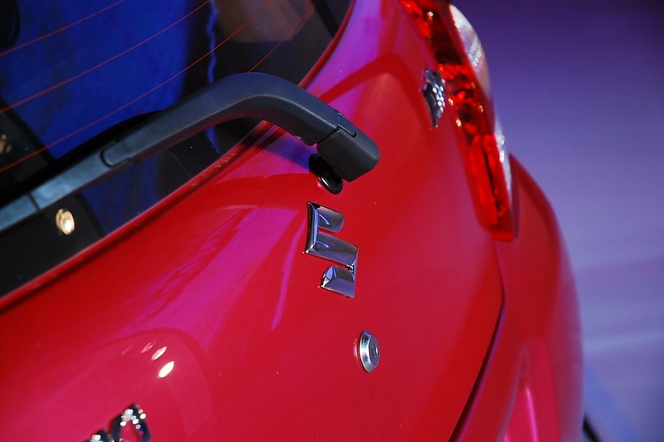 长安铃木新奥拓外观