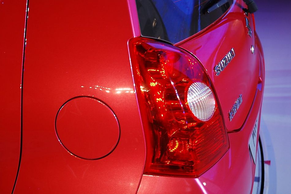 长安铃木新奥拓外观