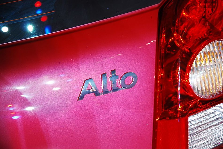 长安铃木新奥拓外观