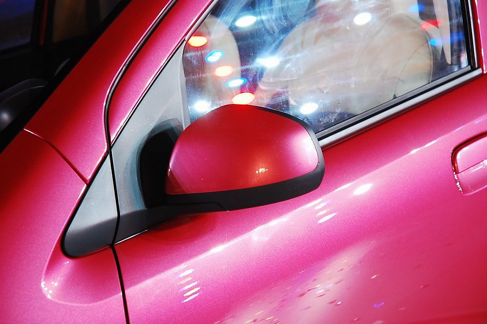 长安铃木新奥拓外观