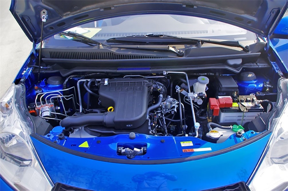 2013款奥拓1.0L手动豪华型