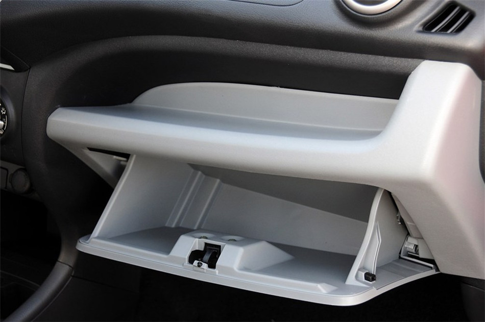 2013款奥拓1.0L手动豪华型