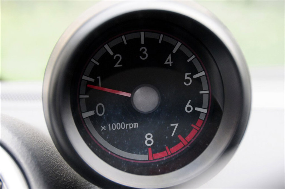 2013款奥拓1.0L自动炫酷型