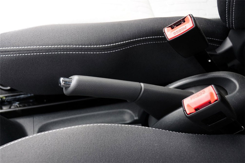 2013款奥拓1.0L自动炫酷型