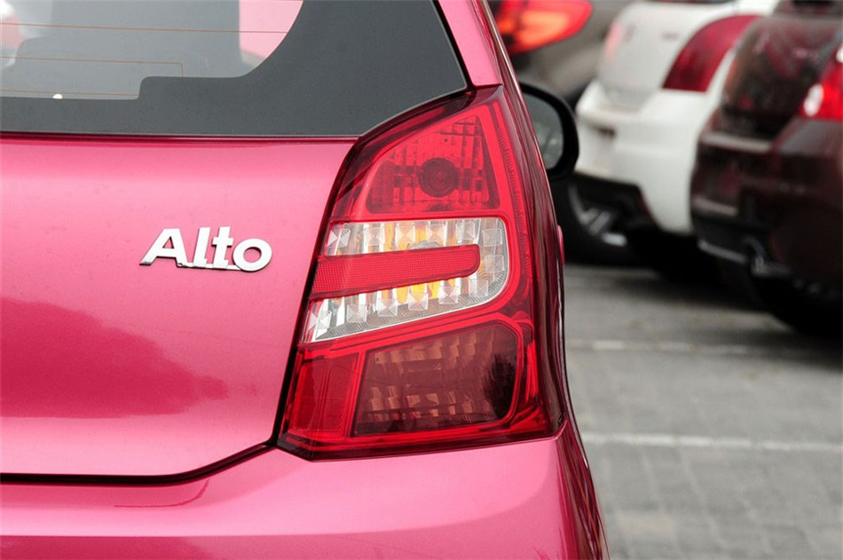 2013款奥拓1.0L自动炫酷型