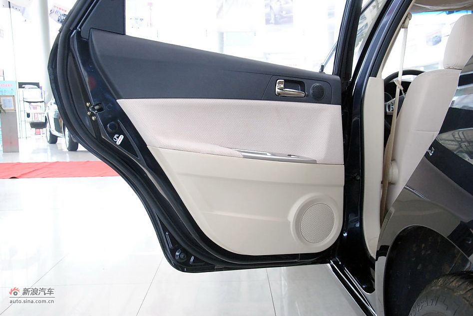 2011款中华骏捷FSV新锐版