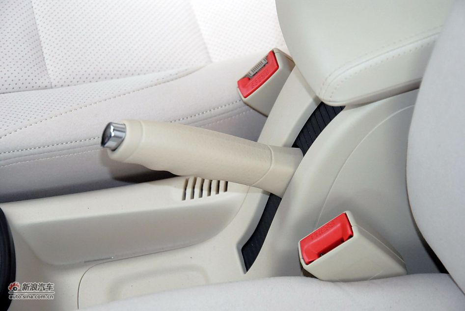 2011款中华骏捷FSV新锐版