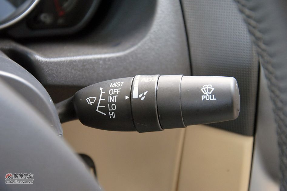 2011款中华骏捷FSV新锐版