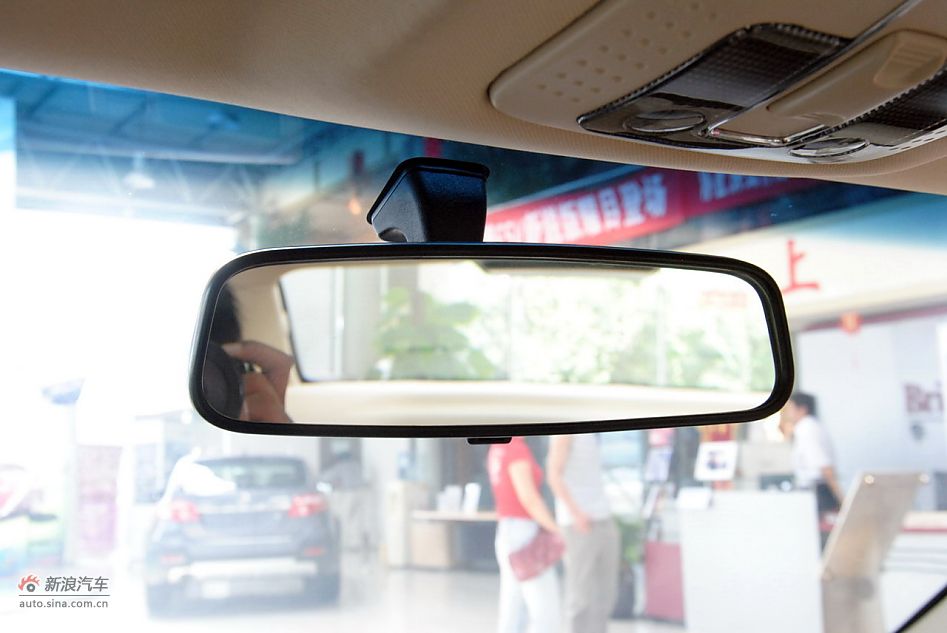 2011款中华骏捷FSV新锐版