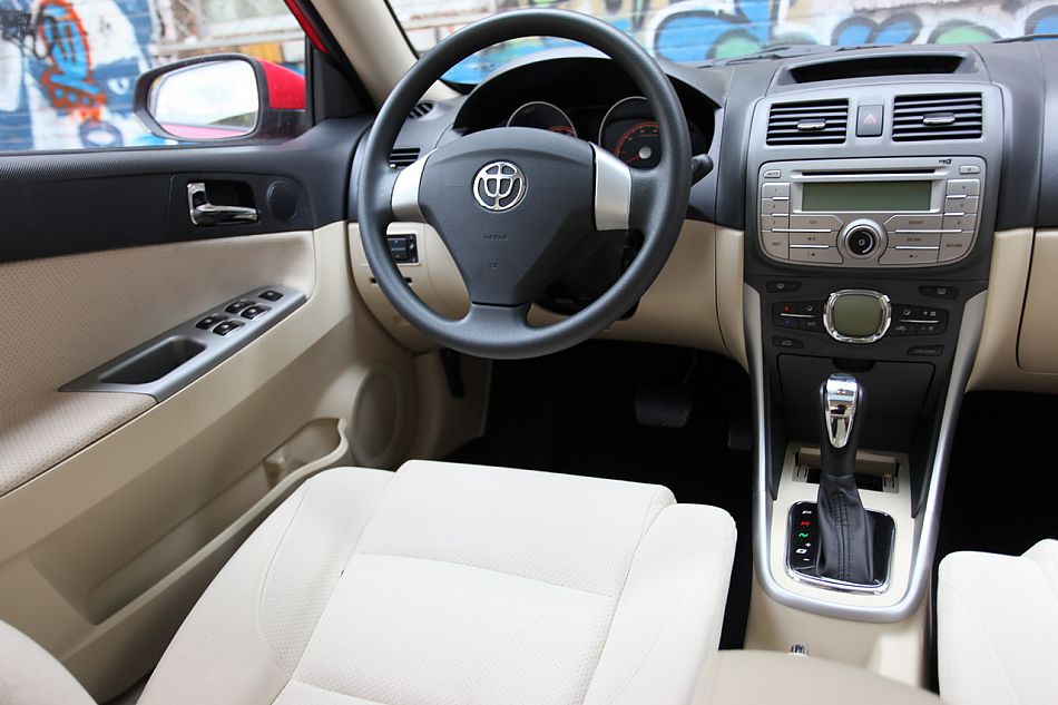 中华骏捷FSV 1.6AT内饰图片