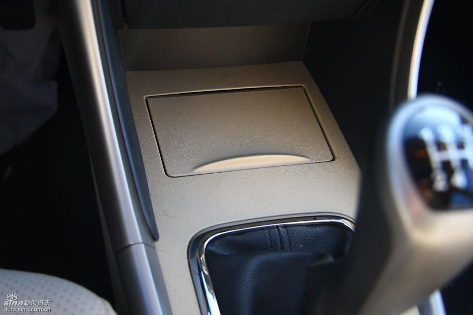 中华骏捷FSV试车实拍图内饰