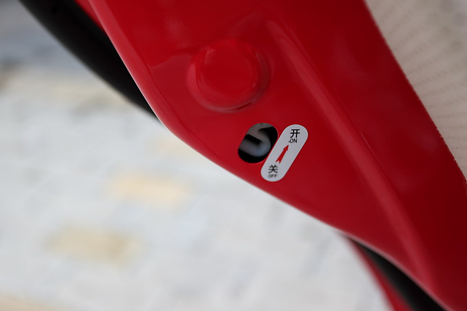 中华骏捷FSV 1.6AT内饰图片