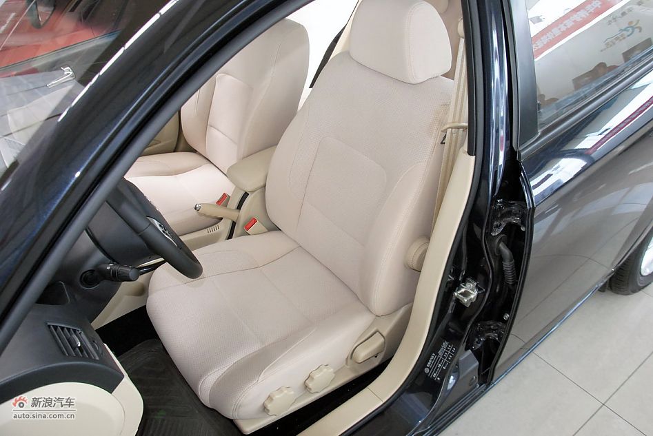 2011款中华骏捷FSV新锐版