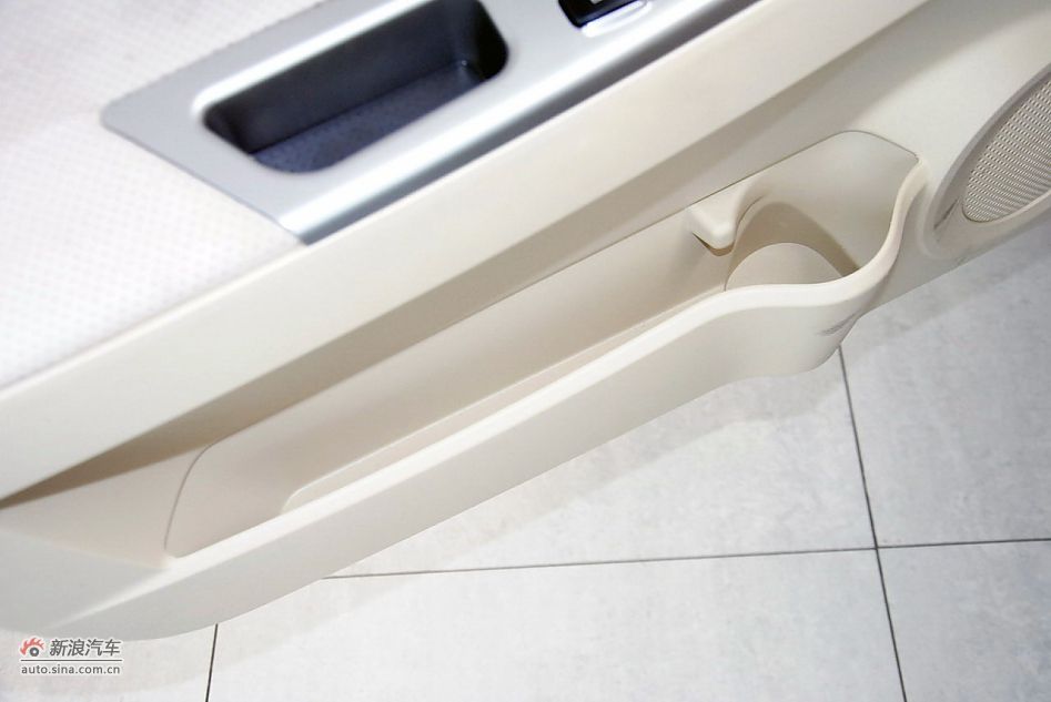 2011款中华骏捷FSV新锐版