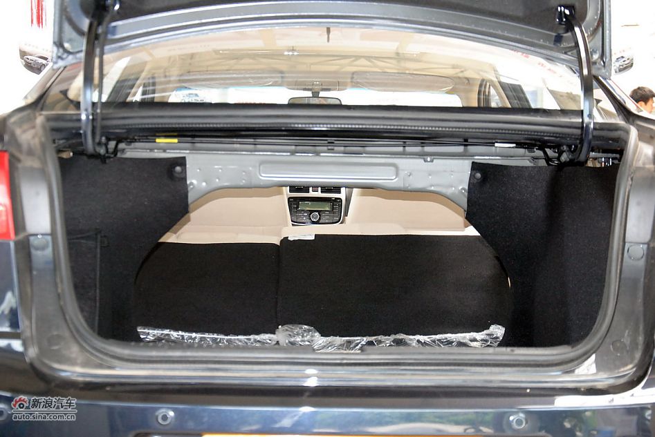 2011款中华骏捷FSV新锐版