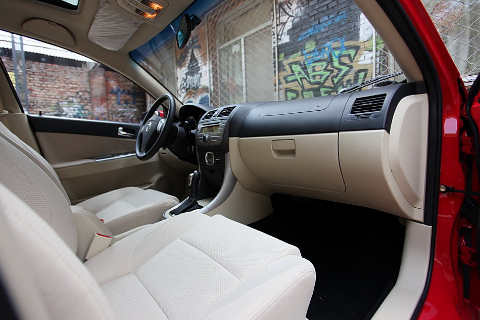 中华骏捷FSV 1.6AT内饰图片