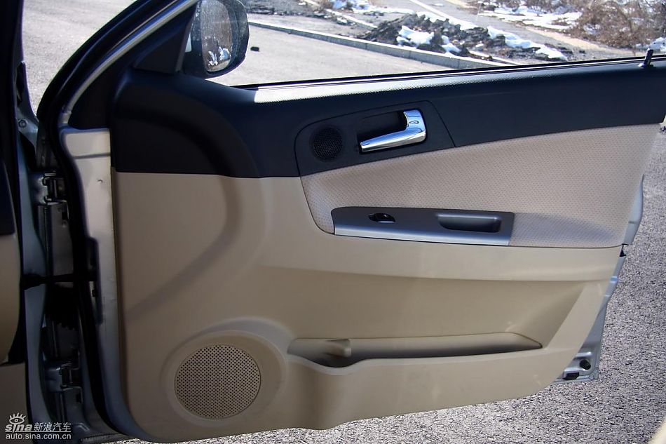 中华骏捷FSV试车实拍图内饰