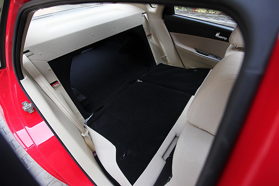 中华骏捷FSV 1.6AT内饰图片