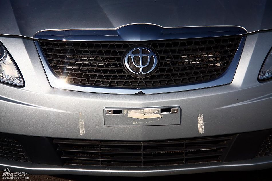 中华骏捷FSV试车实拍图发动机细节与其他