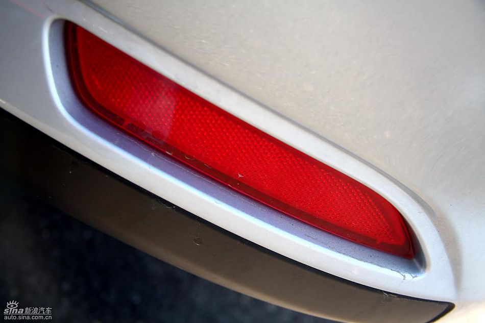 中华骏捷FSV试车实拍图发动机细节与其他